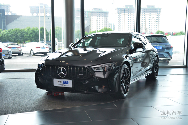 奔驰AMG GT