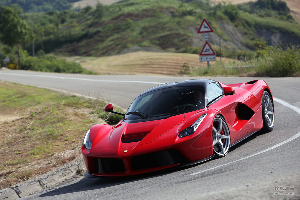 法拉利laferrari