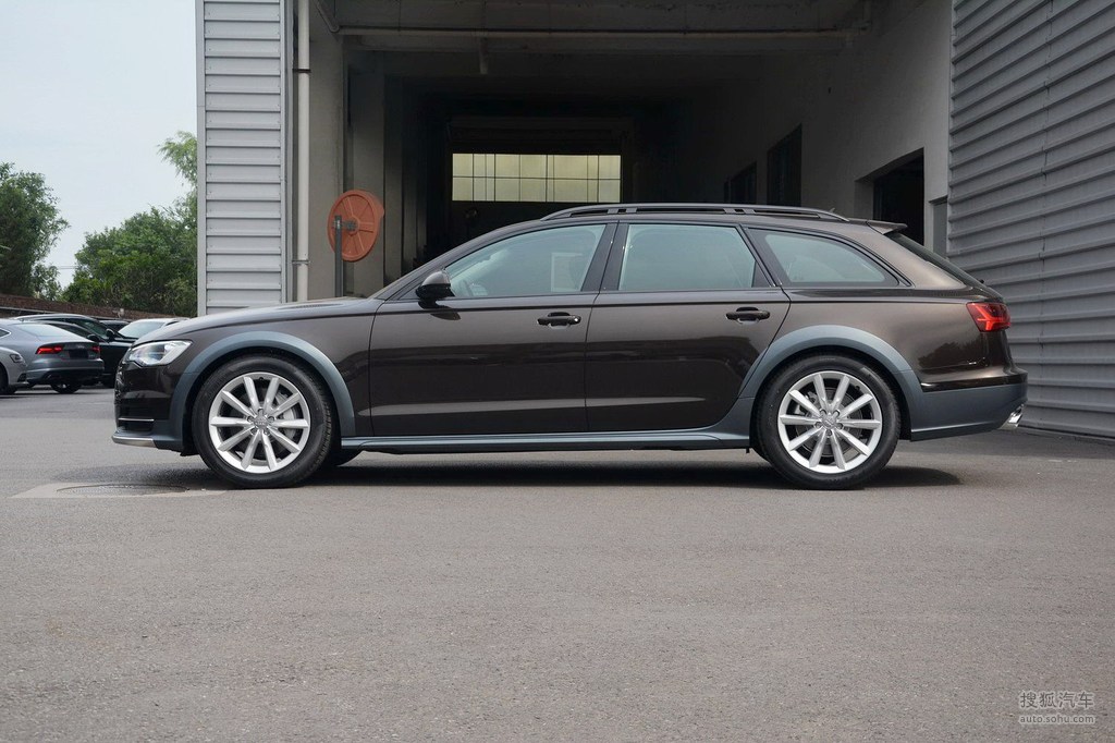 2015款奥迪a6 allroad quattro 正侧