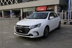 比亚迪秦