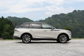 2020款林肯飞行家 3.0t v6 四驱行政版
