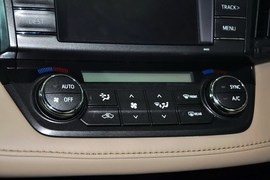   2013款丰田RAV4 2.5L手自一体四驱尊贵版