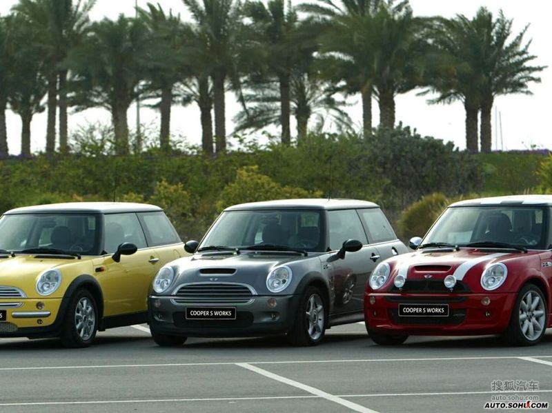 2003 mini cooper 概念车     提示:支持键盘翻页 ←左 右&rarr