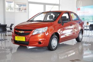 雪佛兰赛欧三厢