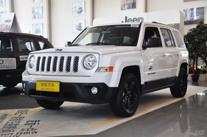 Jeep自由客