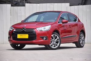 DS 4