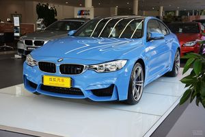 宝马M4双门