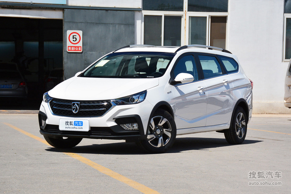 [杭州]宝骏310W报价4.28万元起!现车销售