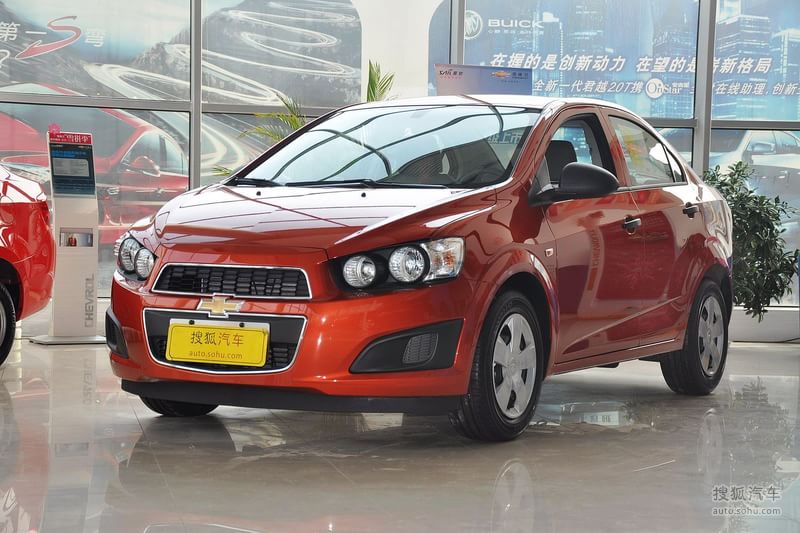 【雪佛兰爱唯欧三厢 2011款1.4SL 手动外观橙