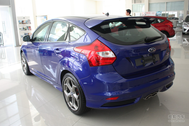 【福特福克斯ST外观蓝色图片g2048350】