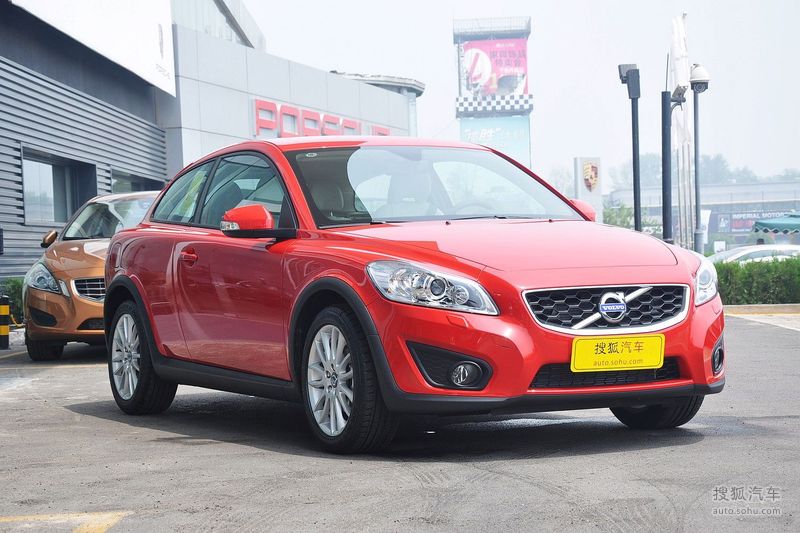 沃尔沃 进口沃尔沃 c30 2012款沃尔沃c30 2.0l aktiv炫动版高清图片