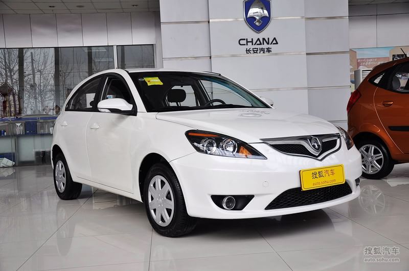 长安悦翔两厢2009款1.5L+手动舒适版外观闪光