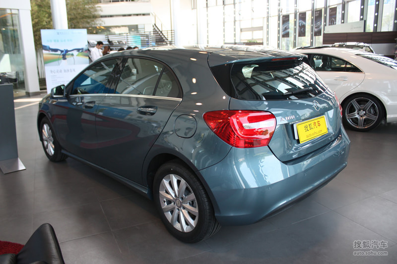 2013款奔驰A180现车优惠 报价 配置 技术参数