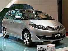 比亚迪M6