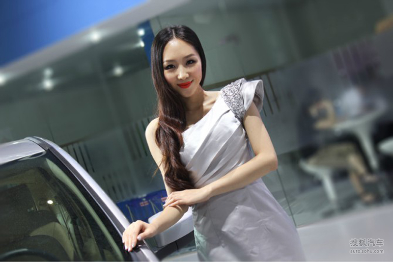 2012无锡车展美女车模图片