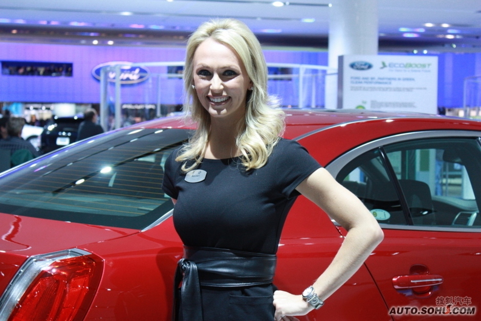 2010<em>北美车展美女</em>车模(395546)-美女车模-搜狐