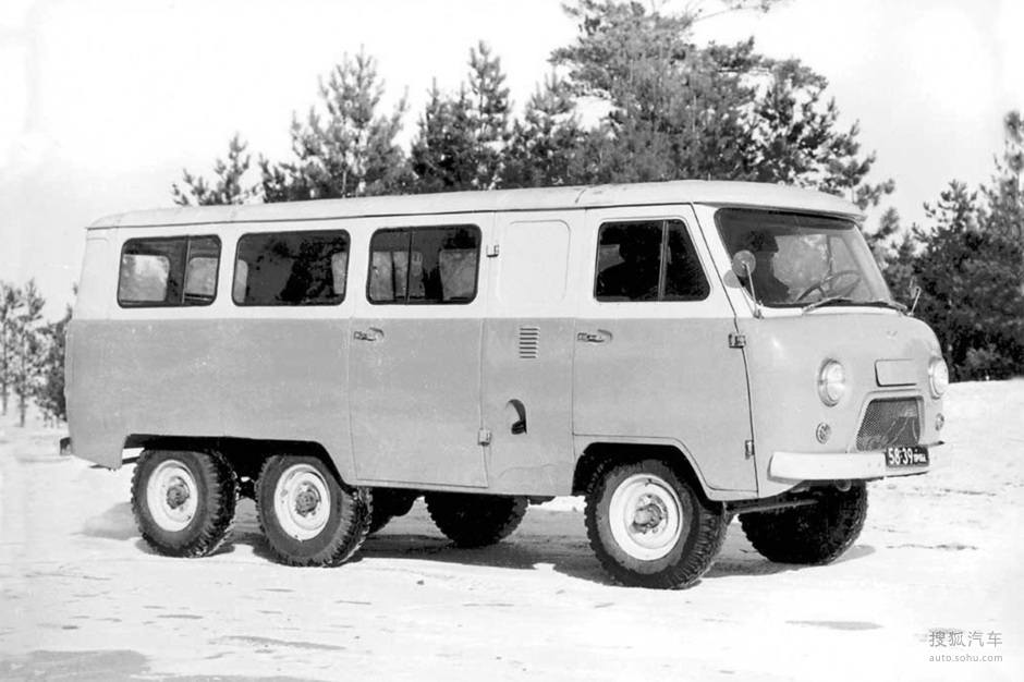 第五名 uaz 452/3741 生于1965,现年49岁