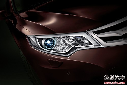 夜行如白昼比亚迪思锐HUD夜视系统解析_【任