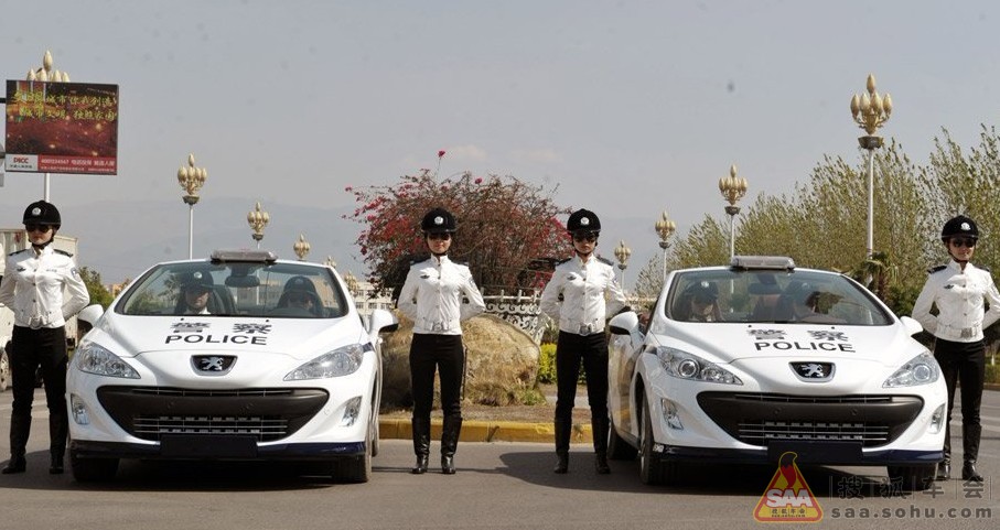 超酷 ····<em>西昌</em>月亮城90后女<em>交警</em>- 搜狐车会