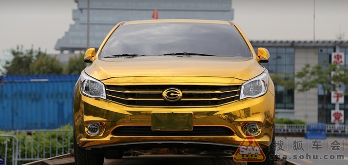 【2013广州车展】金装上阵!真假土豪难分胜负