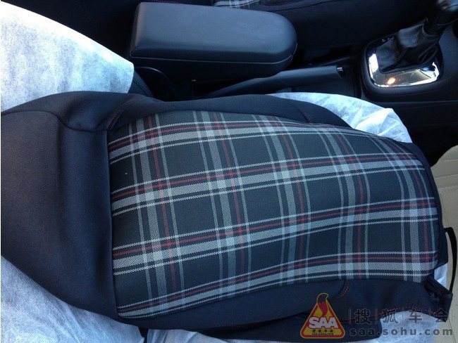 北京的小伙伴们 NEW POLO 全车贴膜导航座套