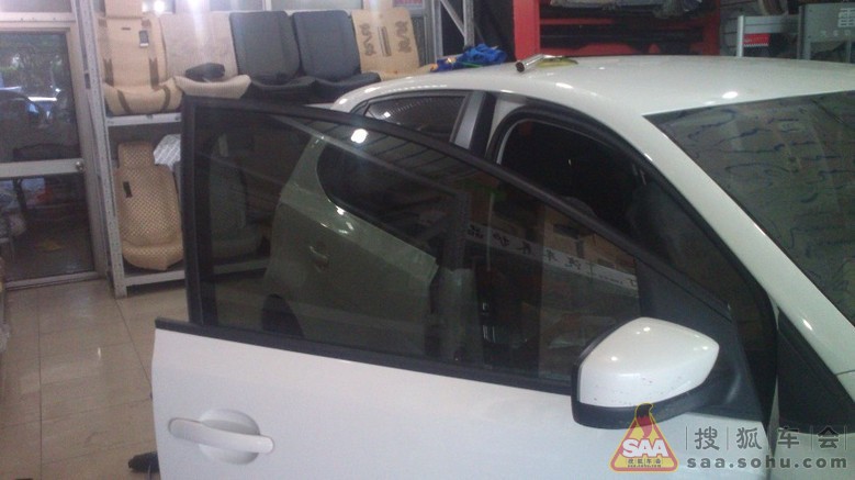 北京的小伙伴们 NEW POLO 全车贴膜导航座套