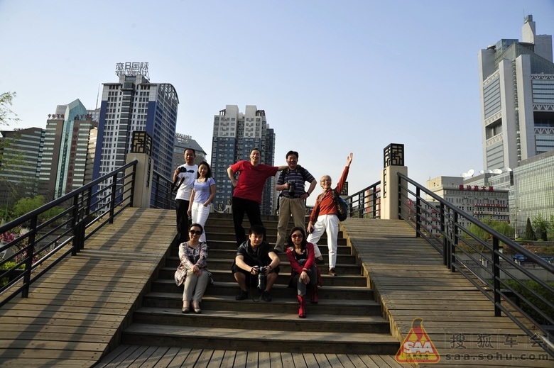 周末庆丰公园 之 我要看美女 - 宝马车友会