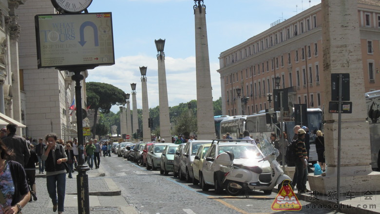 意大利佛罗伦萨的《共和广场》