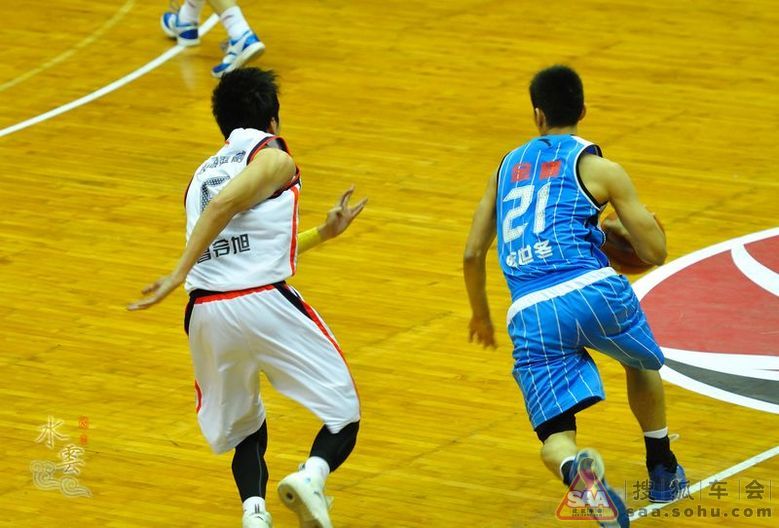 首次自驾佛山看CBA篮球比赛