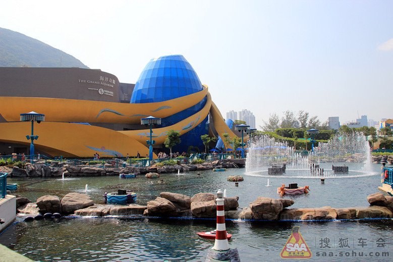 我和老伴经珠海坐船过伶仃洋到香港自由行--游