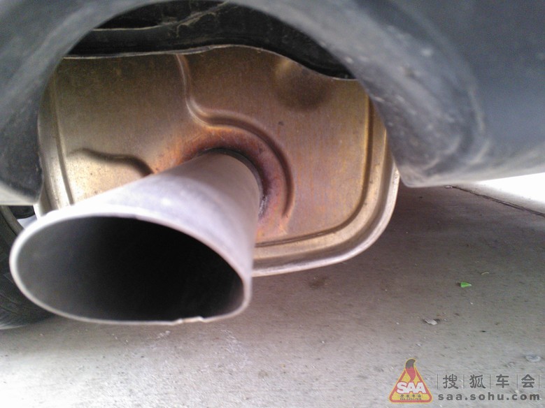 我的新骐达排气管生锈 有时候还有点儿喷水 怎