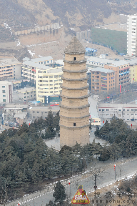 蛇年春节自驾牟尼沟九寨沟壶口瀑布赏高原冰挂