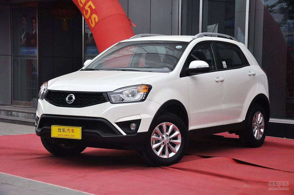 2014款双龙柯兰多2.0l两驱手动舒适版 - 车前45