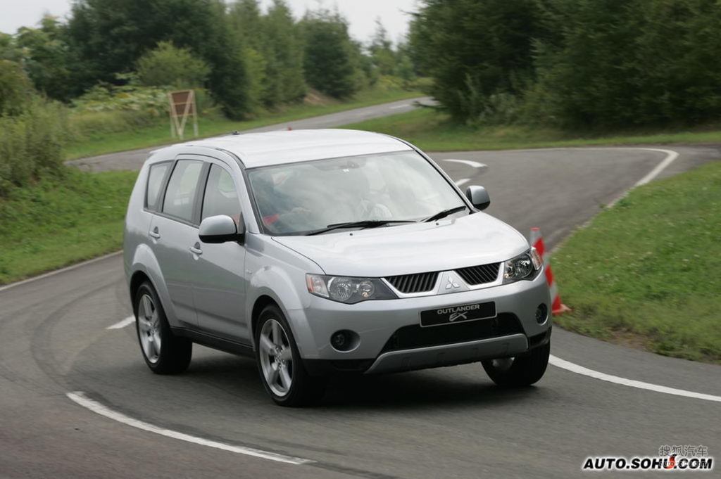 三菱欧蓝德劲界