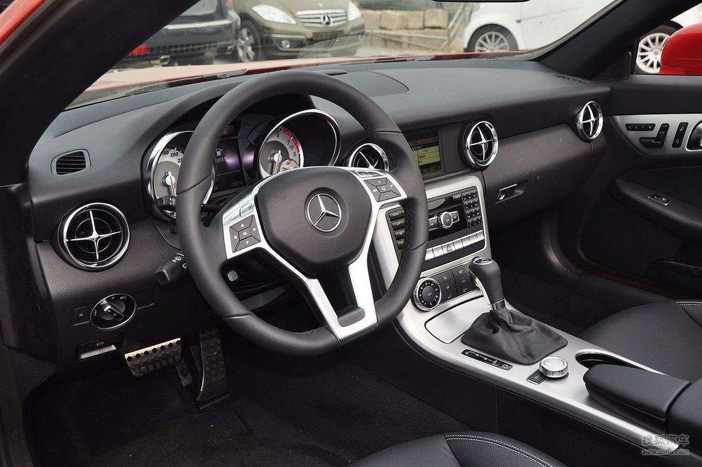 奔驰slk级