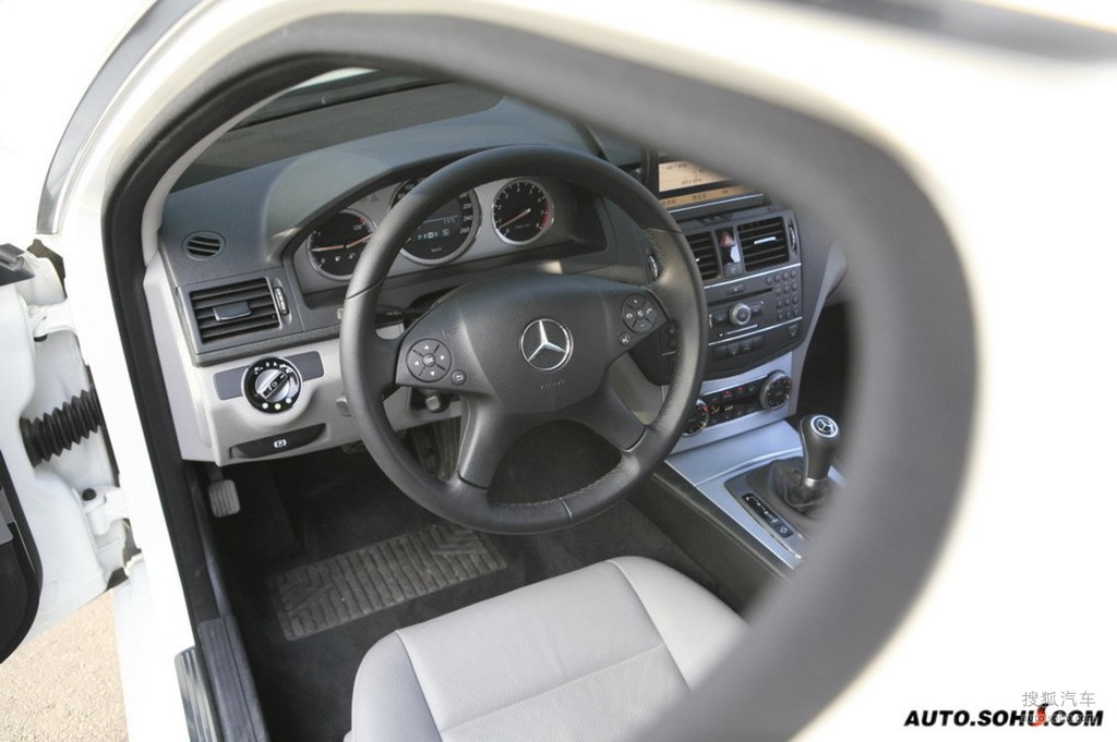 2008款奔驰c280实拍