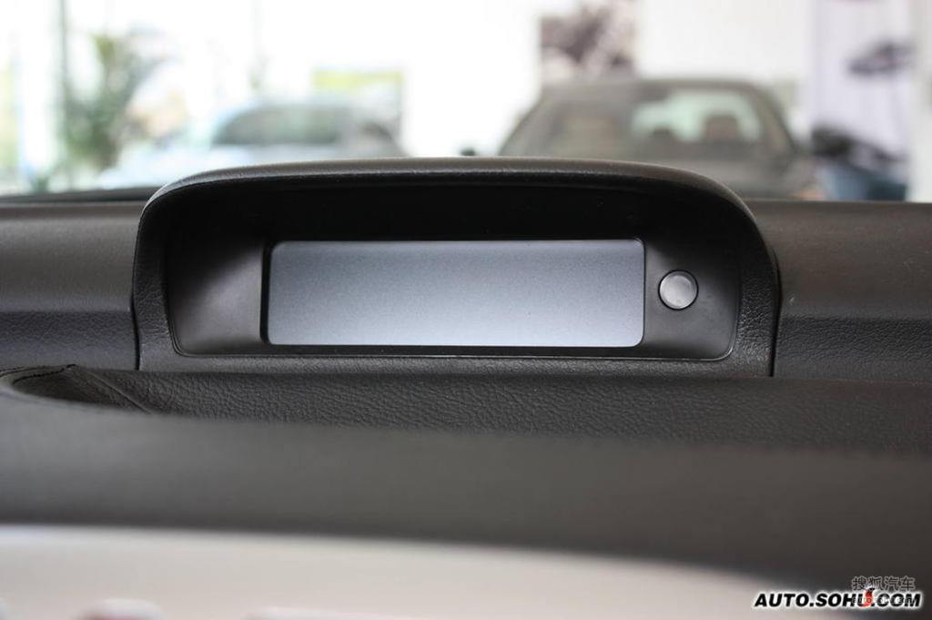 3077cc实拍内饰     提示:支持键盘翻页 &larr;左 右&rarr