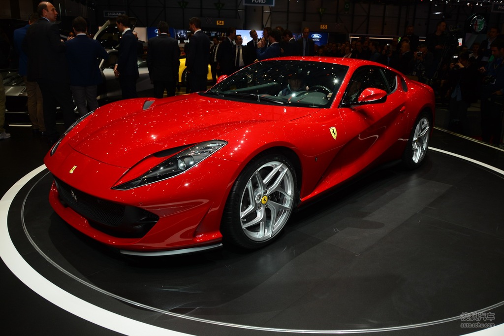 法拉利812 superfast