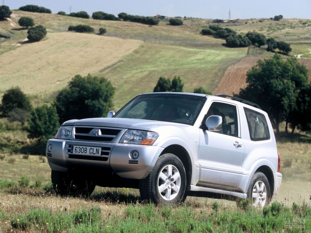 【 三菱帕杰罗短轴高清图片】_2005款帕杰罗短轴版_搜狐汽车网