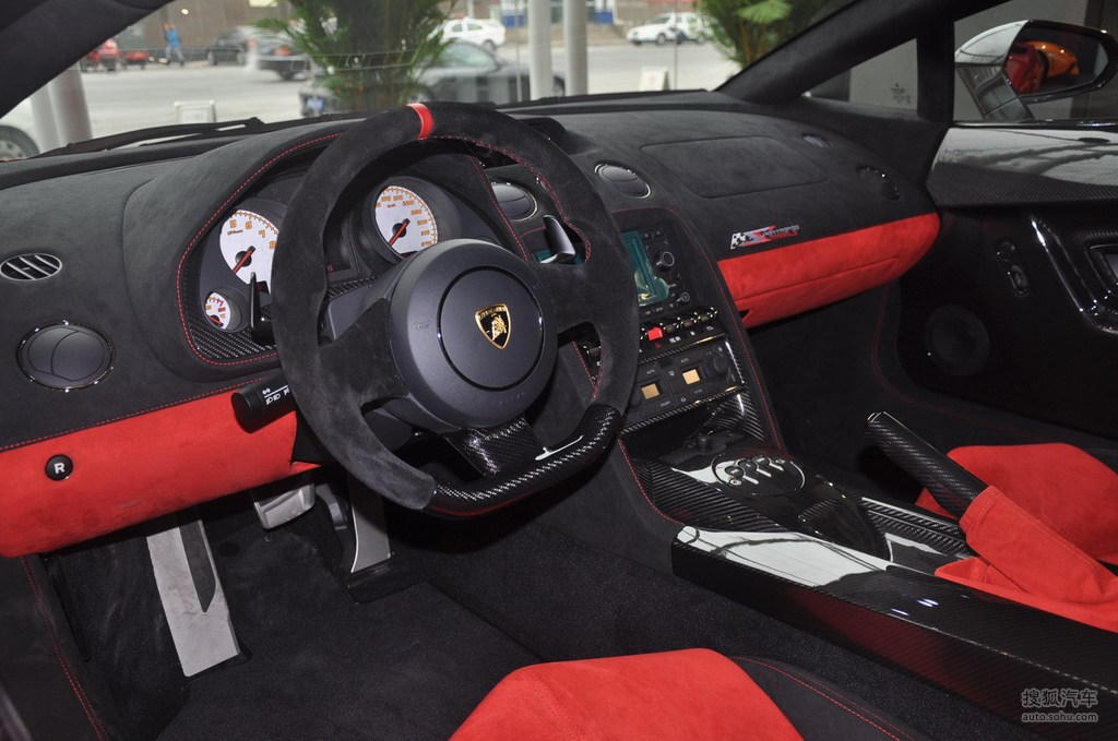 【 兰博基尼盖拉多高清图片】_2012款 lp570-4 sts限量版_双色内饰
