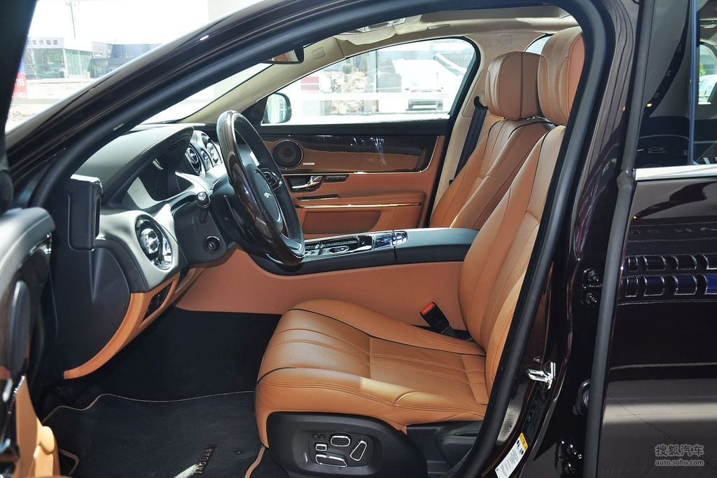 2012款捷豹xjl50l全景奢华版到店实拍