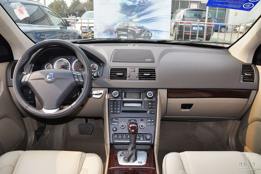 2012款沃尔沃xc9025t北欧行政版到店实拍