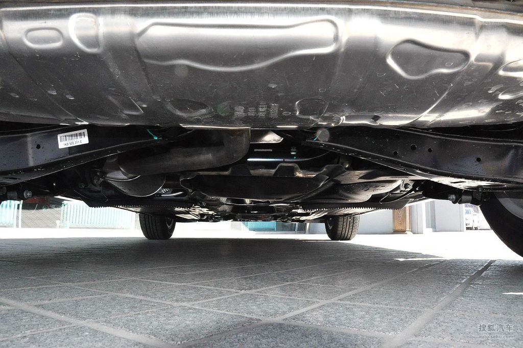 【 大众高尔夫高清图片】_底盘发动机_搜狐汽车网