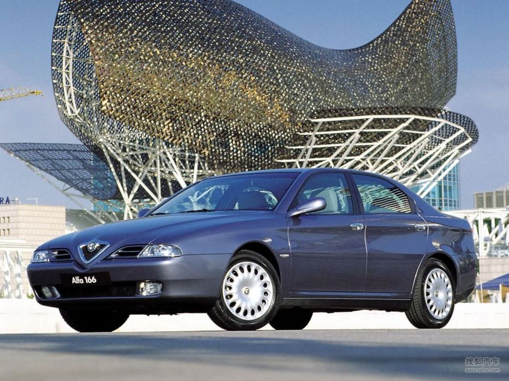 alfa romeo 166 2.