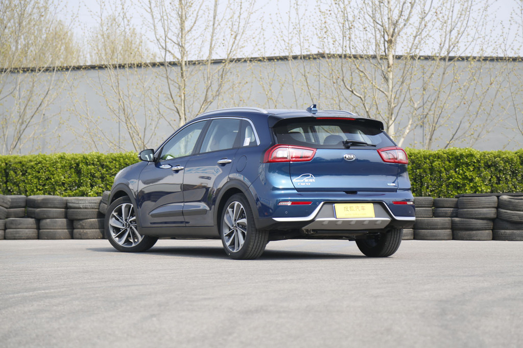 【 起亚极睿高清图片】_星际蓝_外观_搜狐汽车网