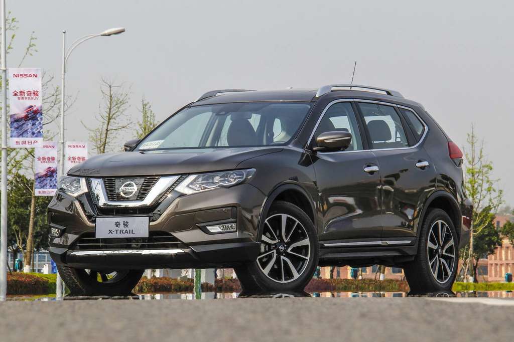 【 日产奇骏高清图片】_月光银_外观_搜狐汽车网