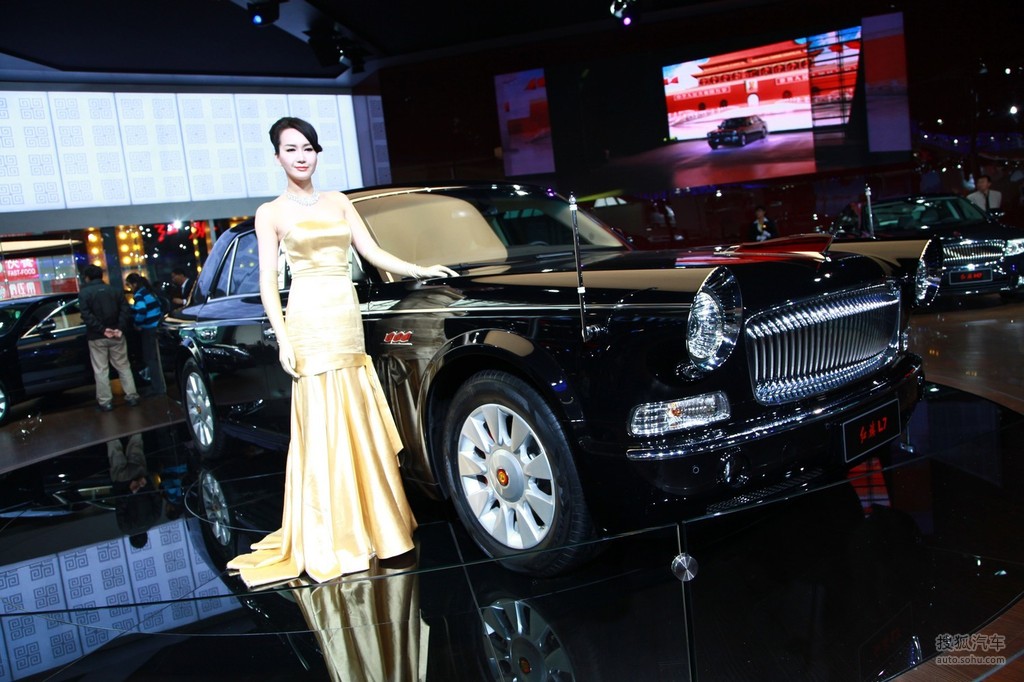 红旗l7北京车展实拍提示:支持键盘翻页 ←左 右