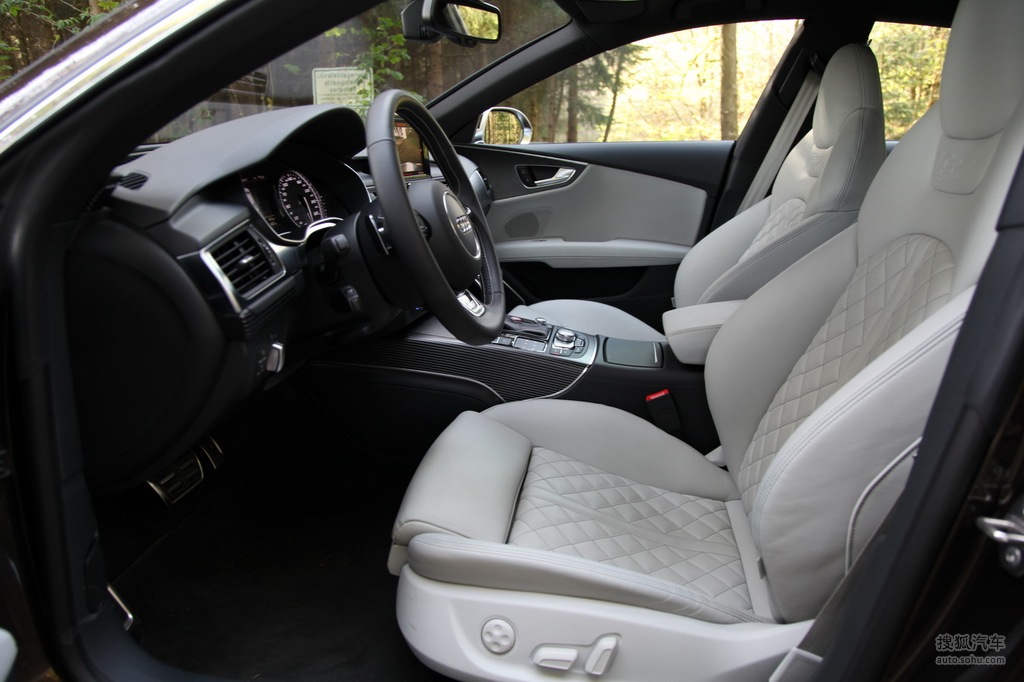 2012款奥迪s7德国试驾实拍