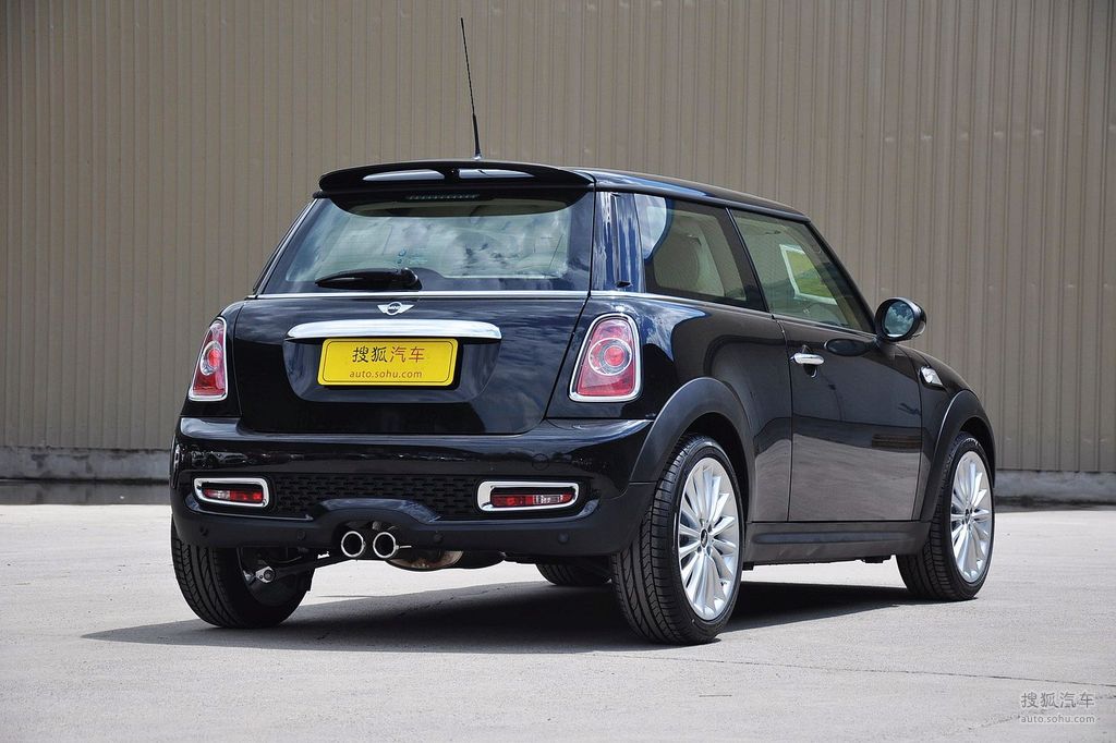 【 minimini高清图片】_钻石黑金属漆_外观_搜狐汽车网
