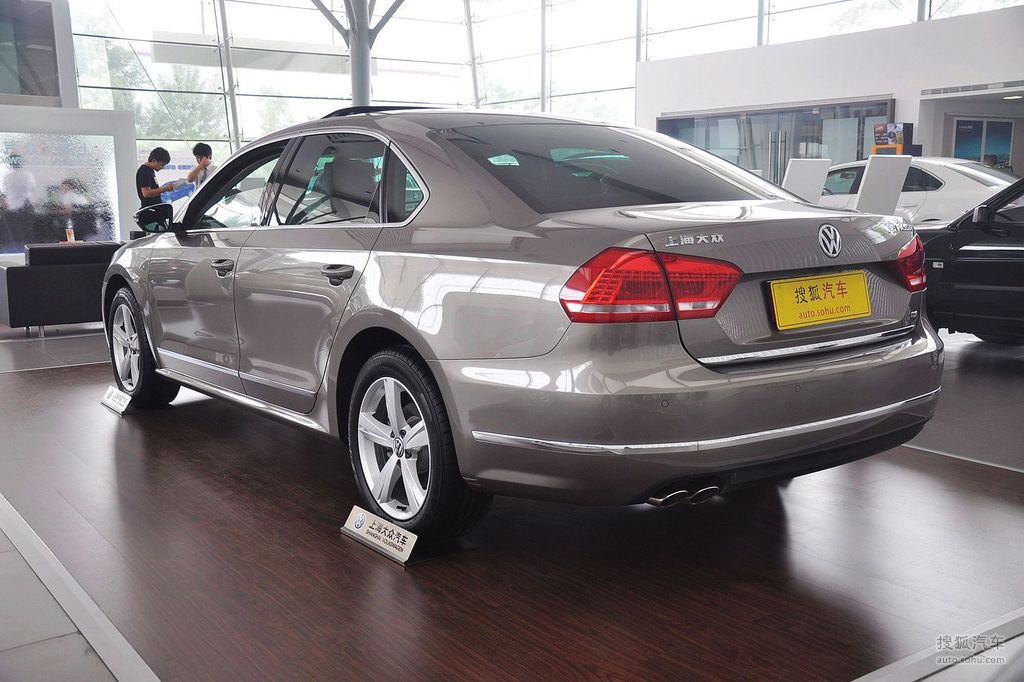 2012款大众帕萨特18tsidsg御尊版到店实拍